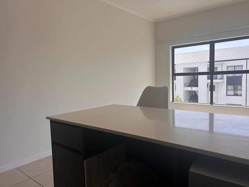 To Let 1 Bedroom Property for Rent in Sandown Western Cape
